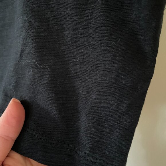 Classic Short sleeve V neck tee - Picture 6 of 7